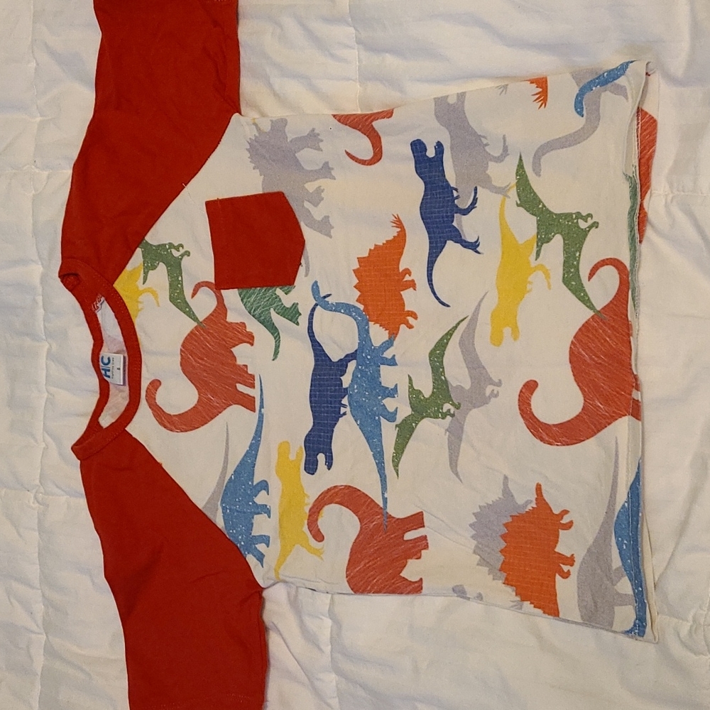 Dino tee